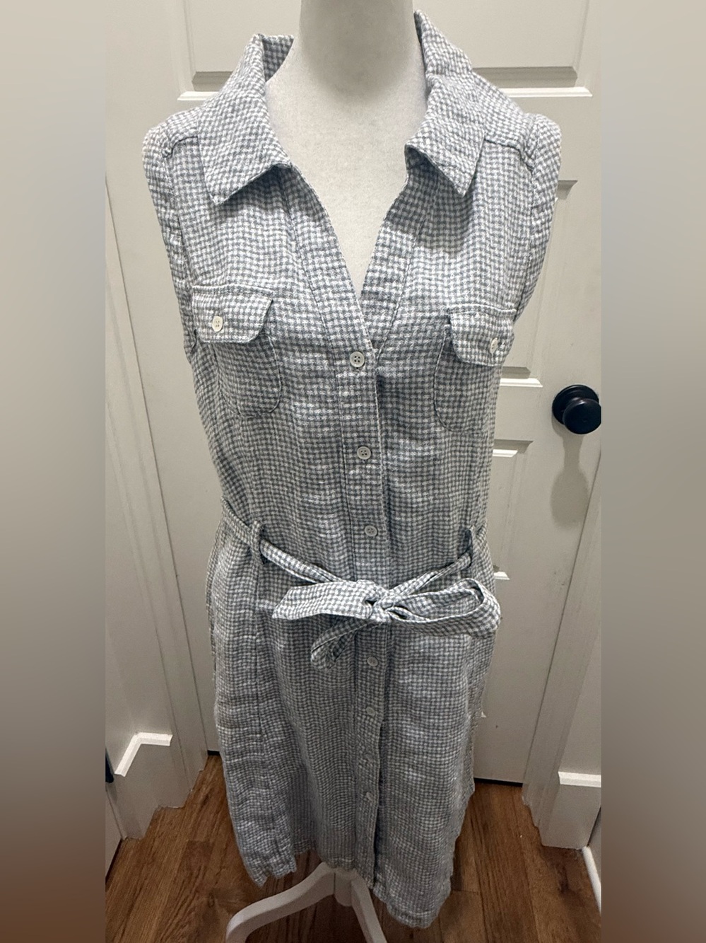 Brora. Sleeveless Checked Linen Shirt Dress. Blue/Gray & White. Size 10.